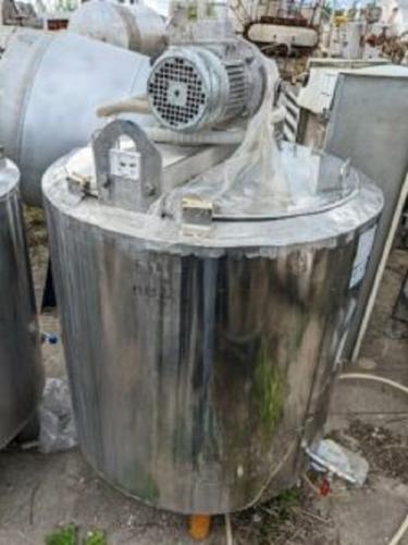 Продается Емкость нержавеющая, объем — 0,27 куб.м.